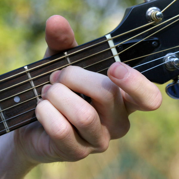 Accords guitare apprendre les principaux accords de guitare facilement
